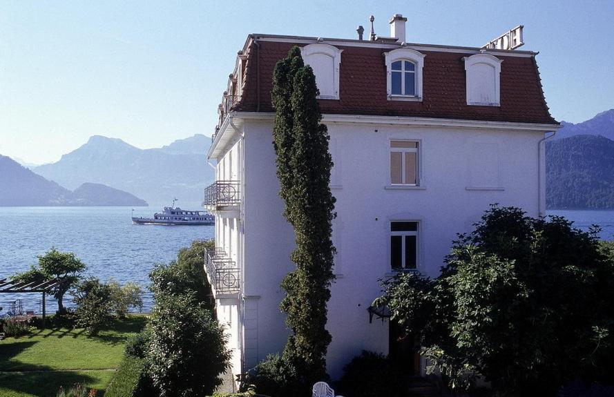 Seminar-Hotel Rigi Am See Weggis Exterior foto